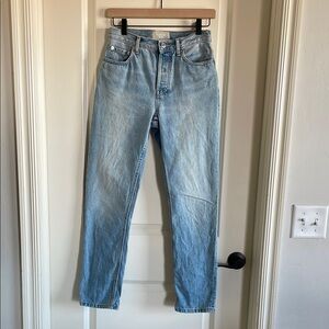 Everlane The 90’s Cheeky Jean, Vintage Sunbleached Blue, size 24